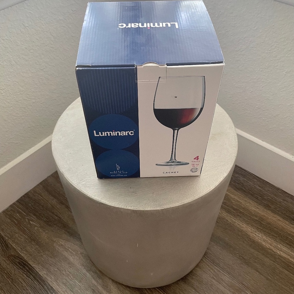 🍷Luminarc Wine Glasses - Set of 4, Made in the USA